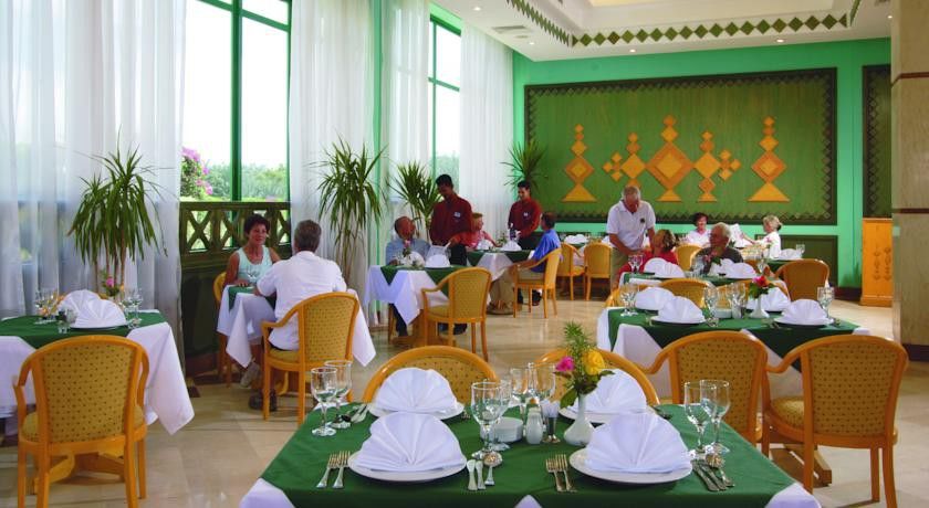 Solymar Pioneers Hotell Kharga Oasis Exteriör bild